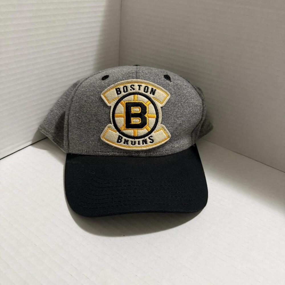 Vintage 90s CCM Boston Bruins Snapback Grey L/XL Men’s